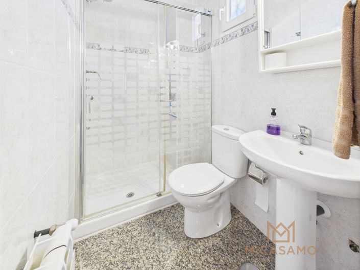 Image No.30-5 Bed Villa for sale