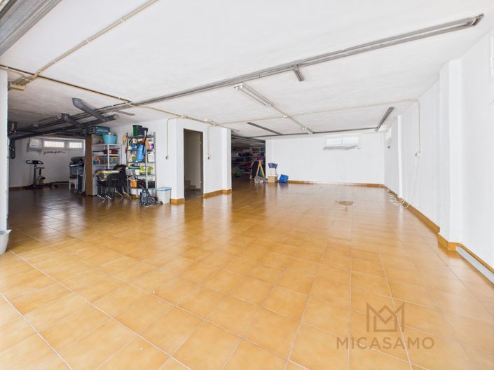 Image No.43-5 Bed Villa for sale