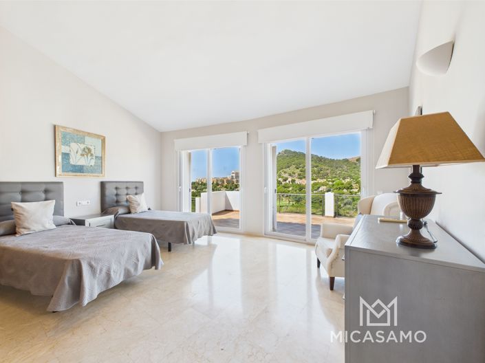 Image No.18-7 Bed Villa for sale