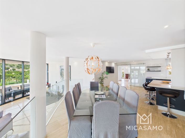 Image No.4-7 Bed Villa for sale
