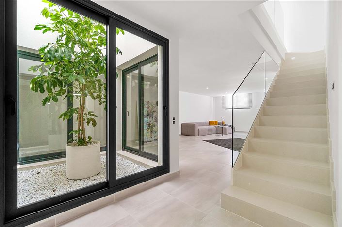 Image No.10-3 Bed Villa for sale