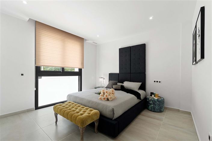 Image No.11-3 Bed Villa for sale