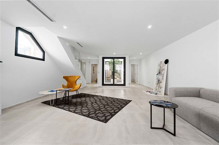 Image No.8-3 Bed Villa for sale