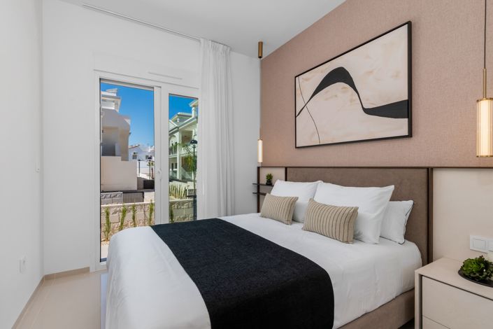 Image No.10-2 Bed Apartment for sale