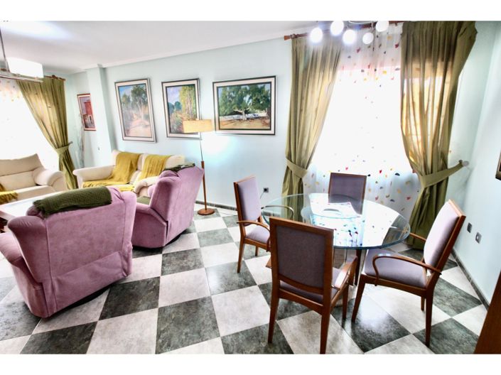 Image No.10-4 Bed Villa for sale