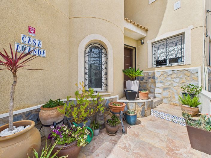 Image No.13-4 Bed Villa for sale