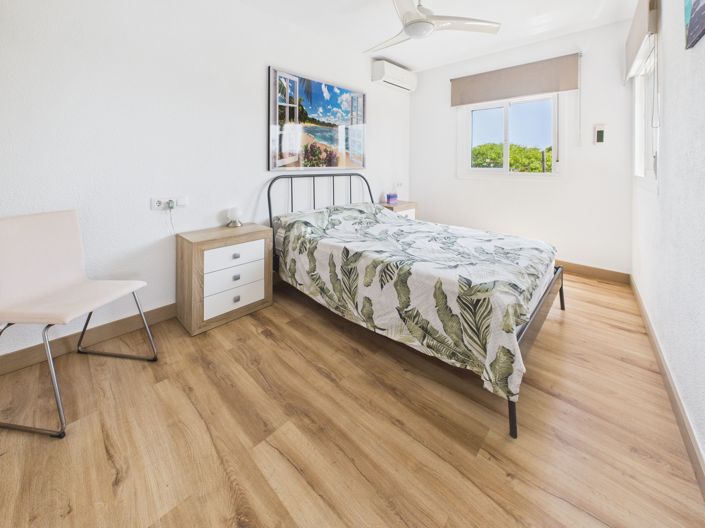 Image No.25-4 Bed Villa for sale