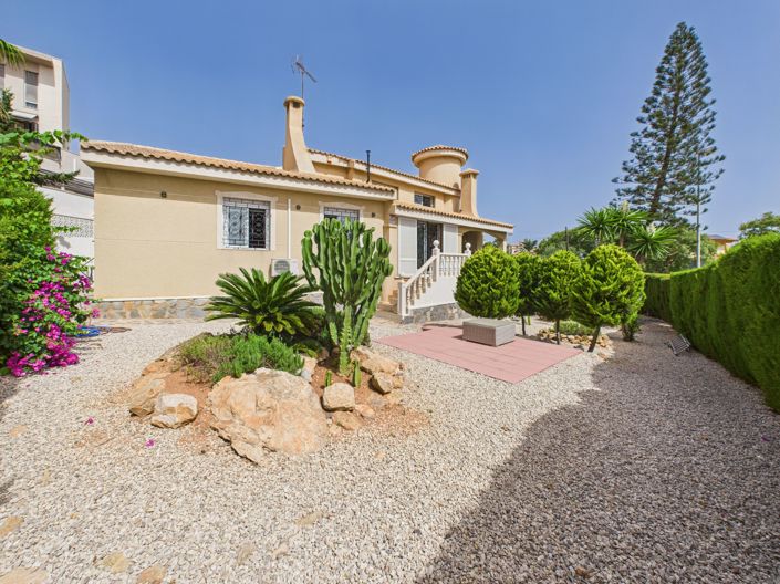 Image No.6-4 Bed Villa for sale