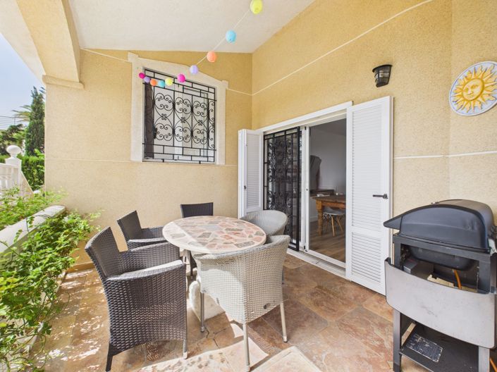 Image No.8-4 Bed Villa for sale