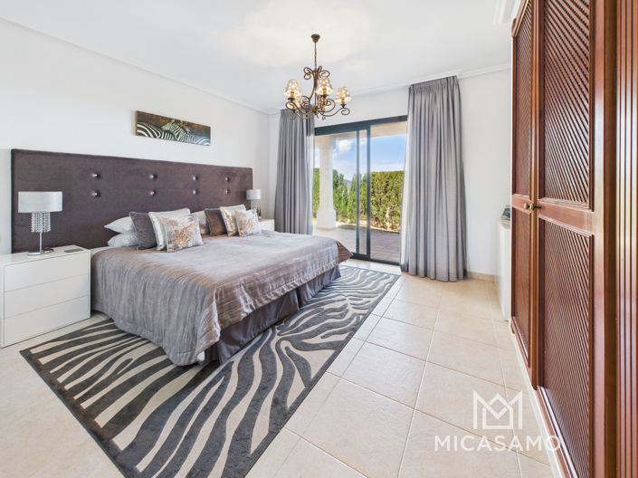 Image No.18-5 Bed Villa for sale