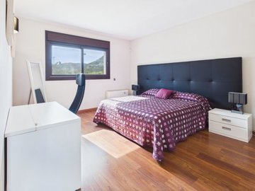 15316luxuryfrontlinegolfvillareservadelcoto13