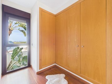 15316luxuryfrontlinegolfvillareservadelcoto13