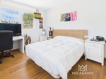 9505eleganthilltopvillawithseaviewsona15000mp