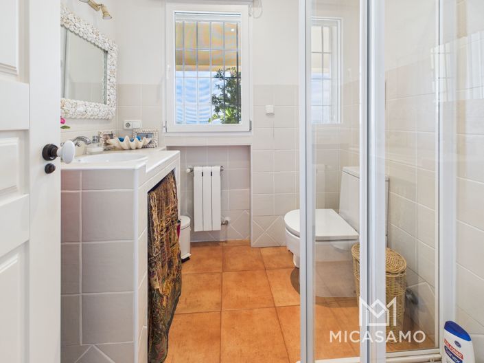 Image No.15-4 Bed Villa for sale