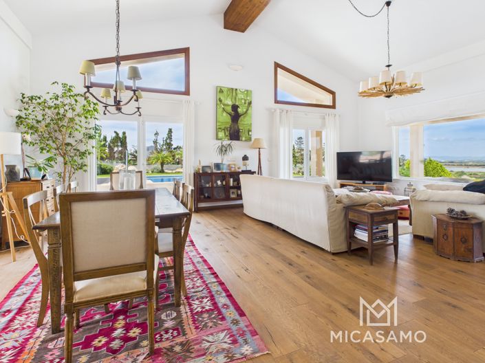 Image No.17-4 Bed Villa for sale