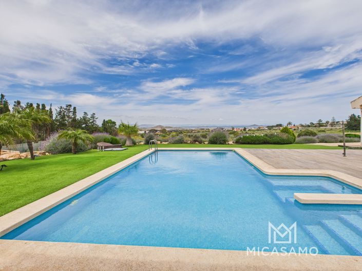 Image No.24-4 Bed Villa for sale