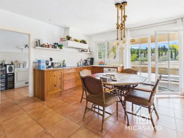 9505eleganthilltopvillawithseaviewsona15000mp