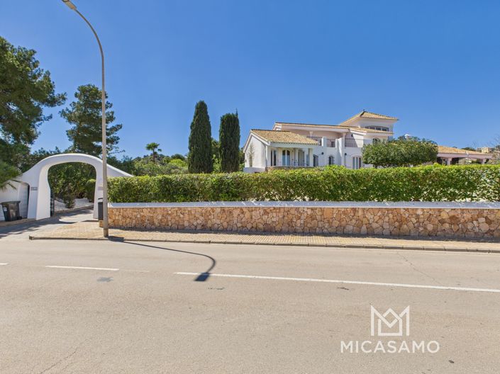 Image No.17-7 Bed Villa for sale