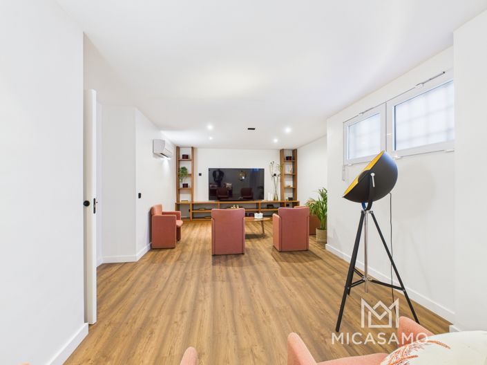 Image No.25-7 Bed Villa for sale