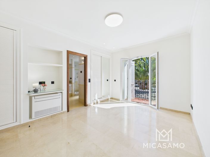 Image No.32-7 Bed Villa for sale