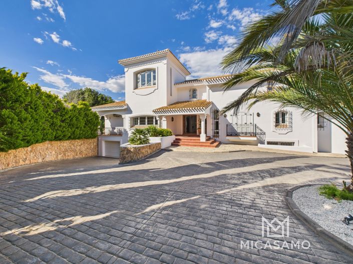 Image No.4-7 Bed Villa for sale