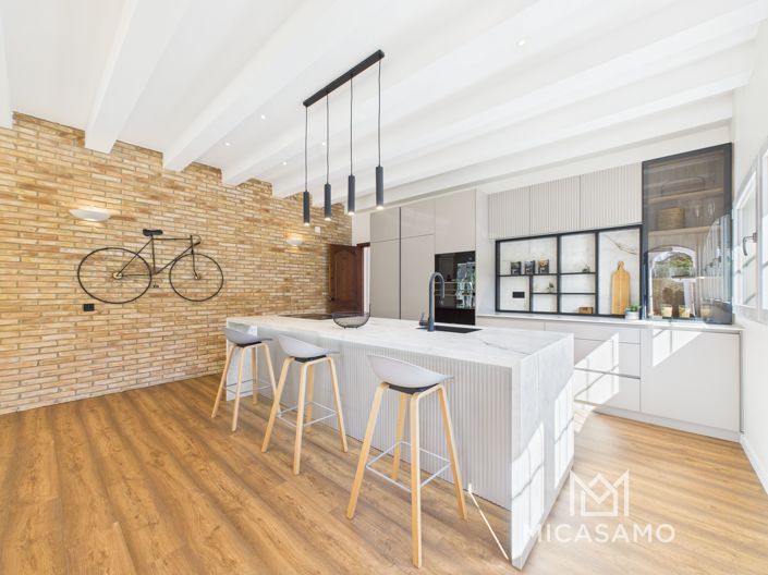 Image No.50-7 Bed Villa for sale