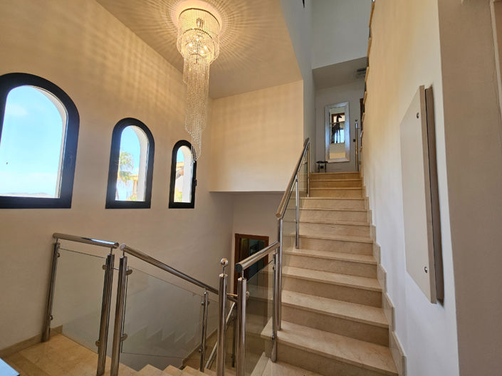 Image No.31-6 Bed Villa for sale
