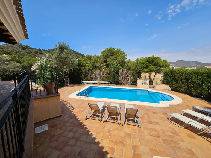 Image No.4-6 Bed Villa for sale