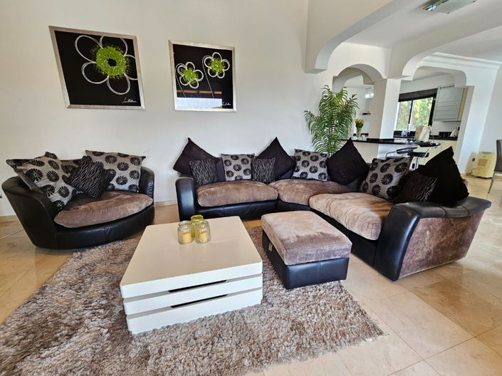 Image No.7-6 Bed Villa for sale