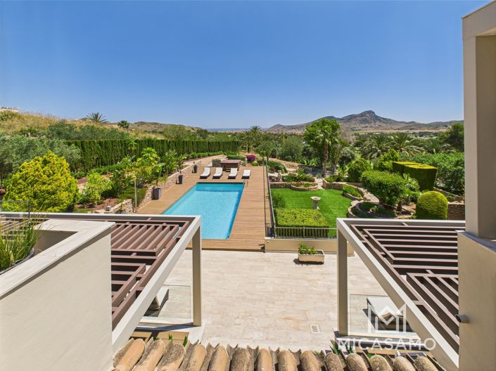 Image No.38-5 Bed Villa for sale