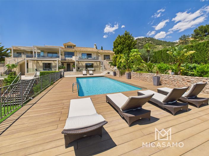 Image No.1-5 Bed Villa for sale