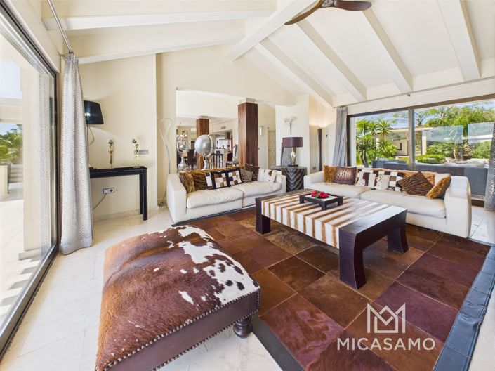 Image No.6-5 Bed Villa for sale