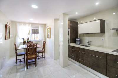 560fivebedroomvillainlasbrisas080923144528img