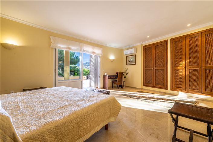 Image No.23-4 Bed Villa for sale