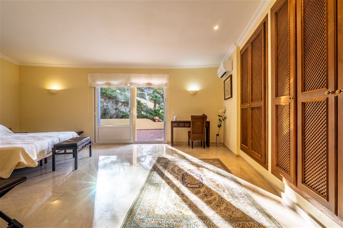 Image No.24-4 Bed Villa for sale