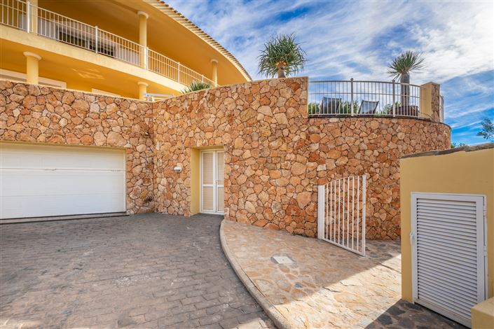 Image No.28-4 Bed Villa for sale