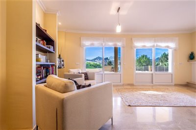 595centrallylocated4bedroomvillainlamangaclub