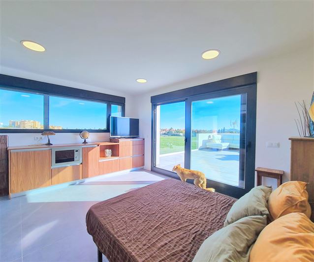 Image No.33-3 Bed Villa for sale