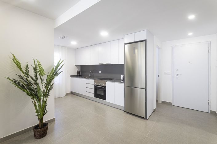 Image No.8-3 Bed Apartment for sale