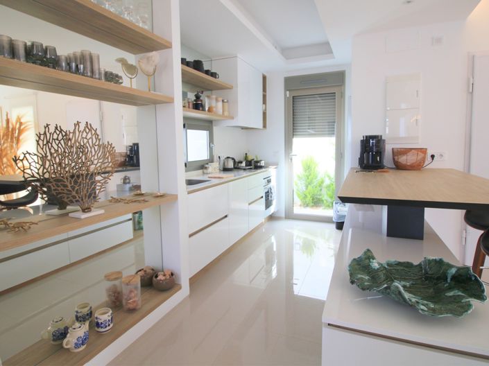 Image No.5-4 Bed Villa for sale