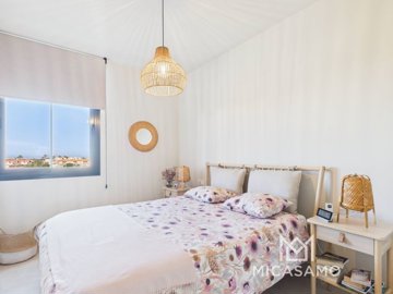 12916modern2bedapartmentwithprivatesolariuman