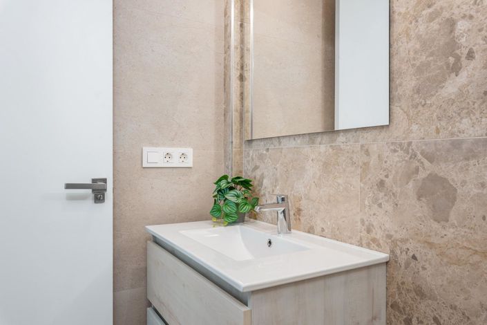 Image No.29-3 Bed Villa for sale