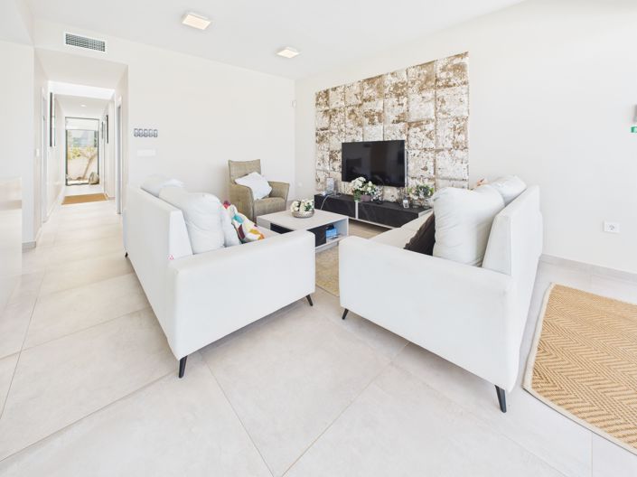 Image No.25-3 Bed Villa for sale