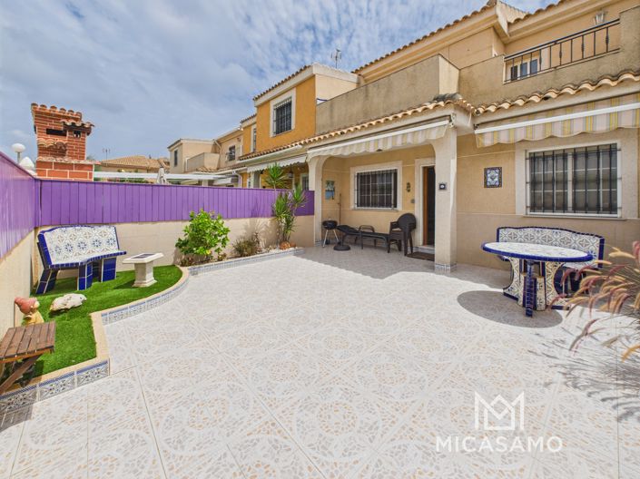 Image No.1-3 Bed Townhouse for sale