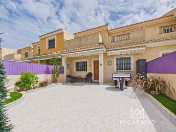 9826spacious3bedroomtownhouseintheestrelladem