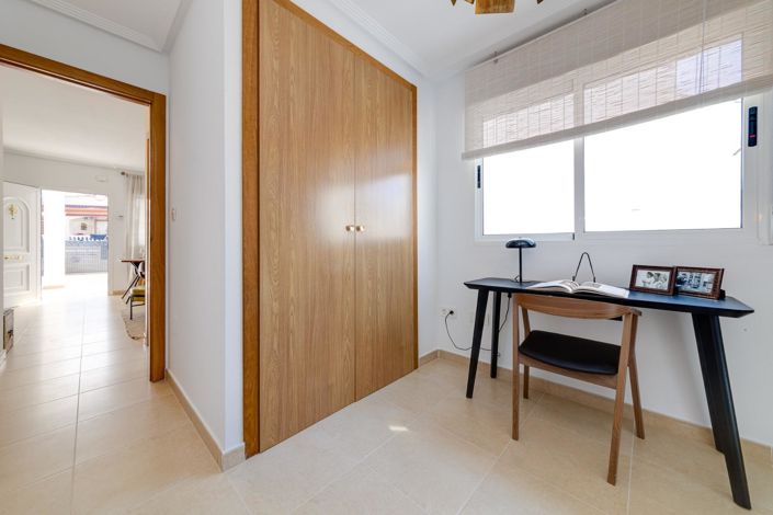 Image No.21-3 Bed Villa for sale