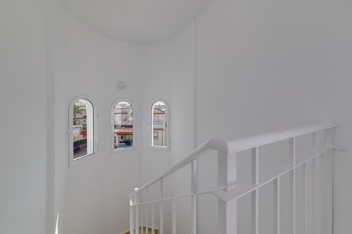 Image No.29-3 Bed Villa for sale