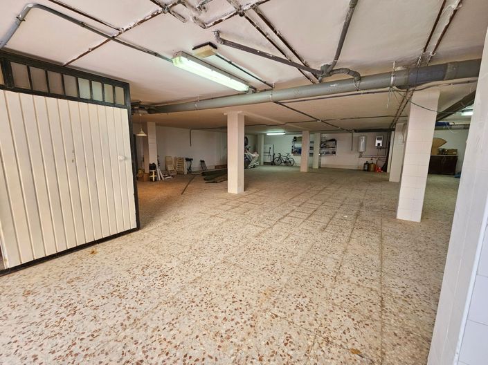 Image No.21-5 Bed Villa for sale