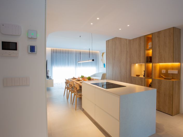 Image No.11-3 Bed Apartment for sale