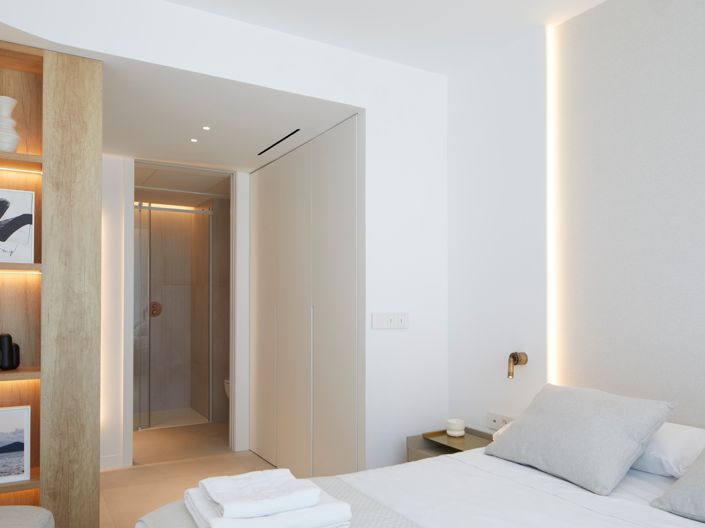 Image No.18-3 Bed Apartment for sale